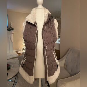 Calvin Klein Sherpa vest